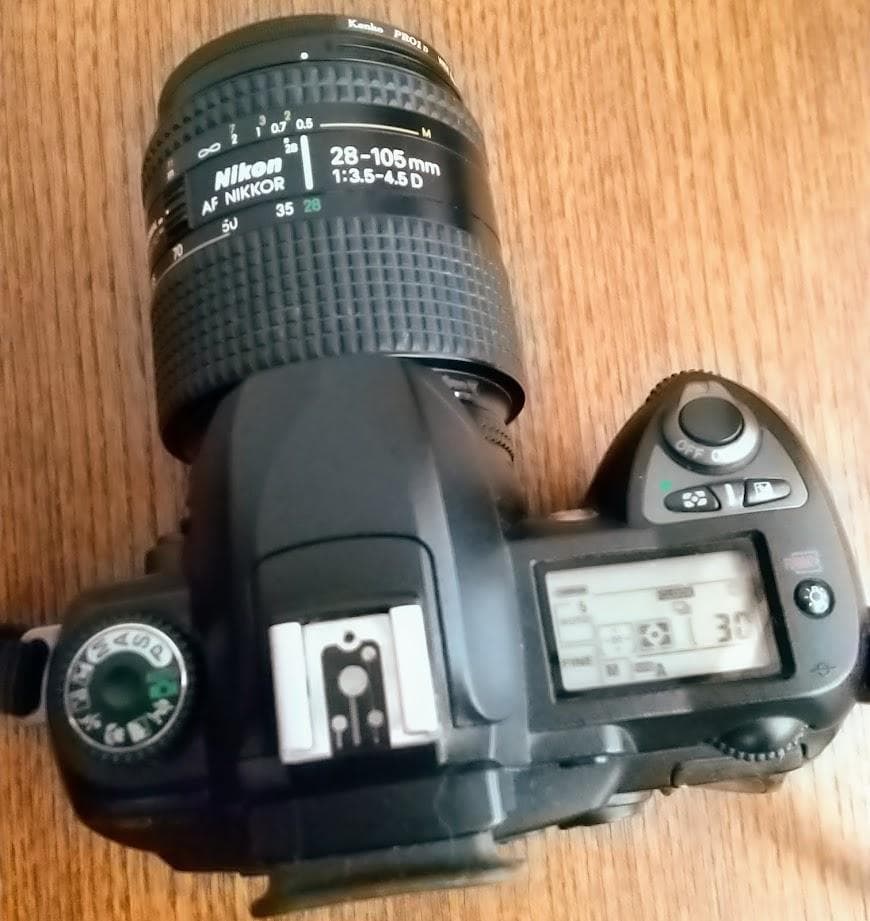 Nikon 　D70s　＋ Nikon AF NIKKOR 28-105mm