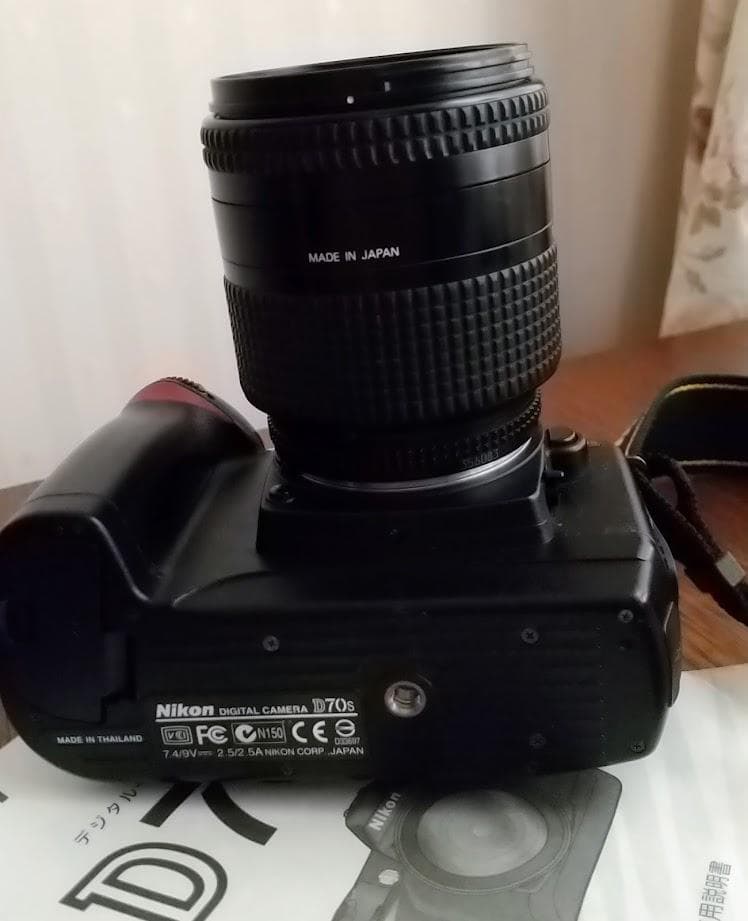 Nikon 　D70s　＋ Nikon AF NIKKOR 28-105mm