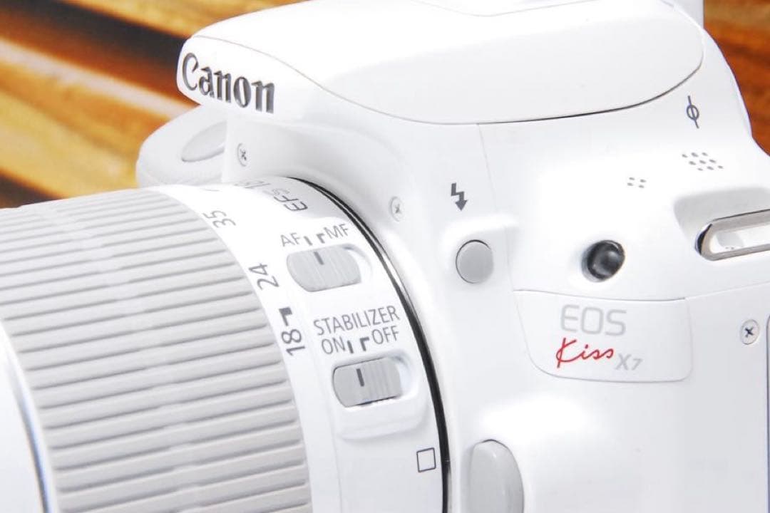 一眼レフ キャノン kiss x7 ホワイト 白 Canon スマホ転送 カメラ