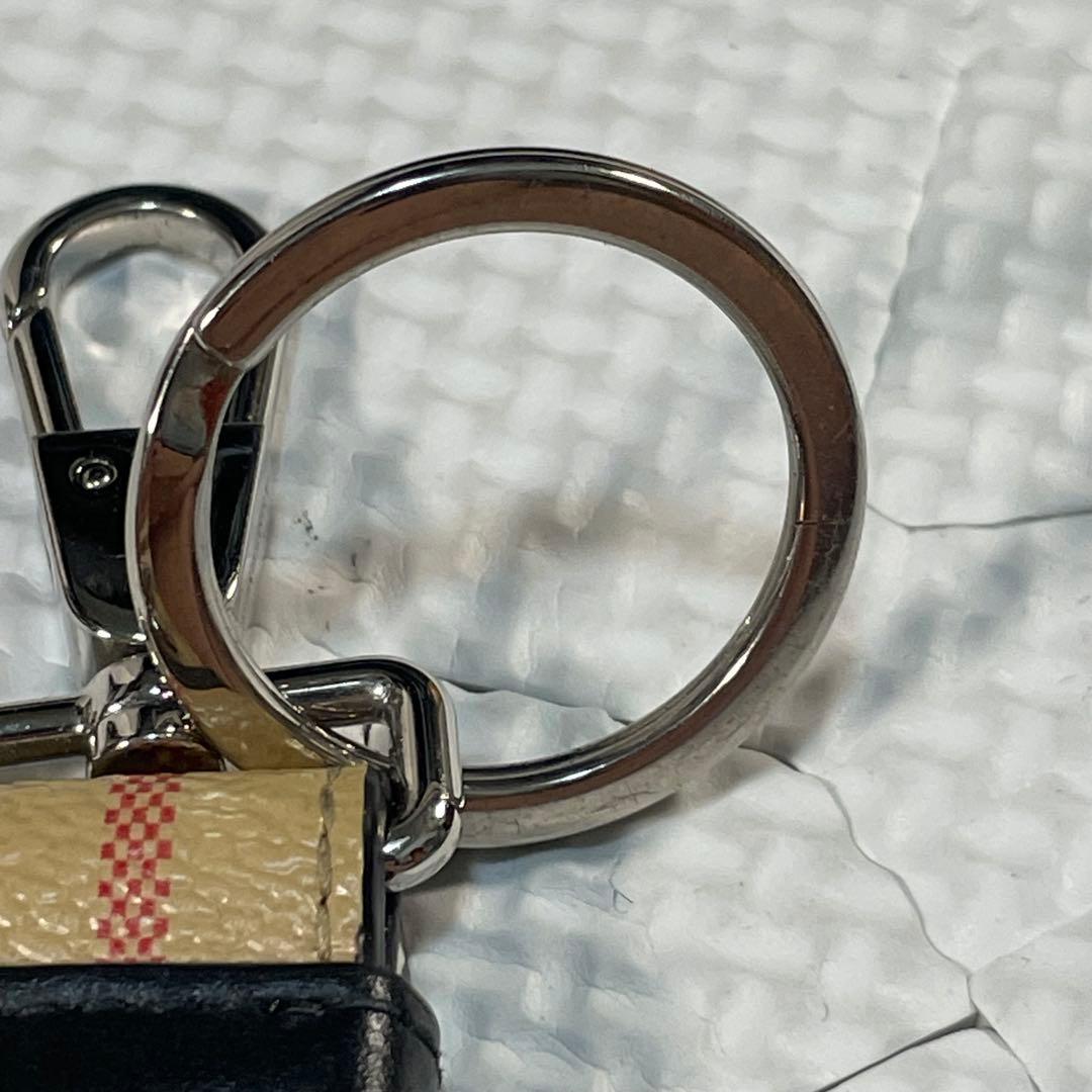 2回使用の極美品 バーバリー ノバチェック TB レザー キーリング ストラップ