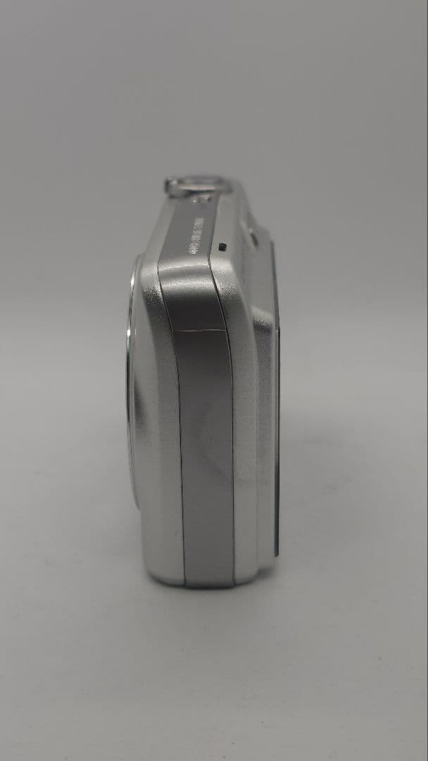 デジタルカメラ CASIO EXILIM EX-Z1050