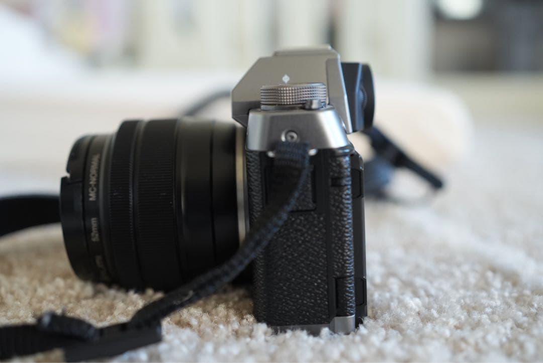 （値下げ）Fujifilm X-T100 ミラーレスカメラ レンズ付き