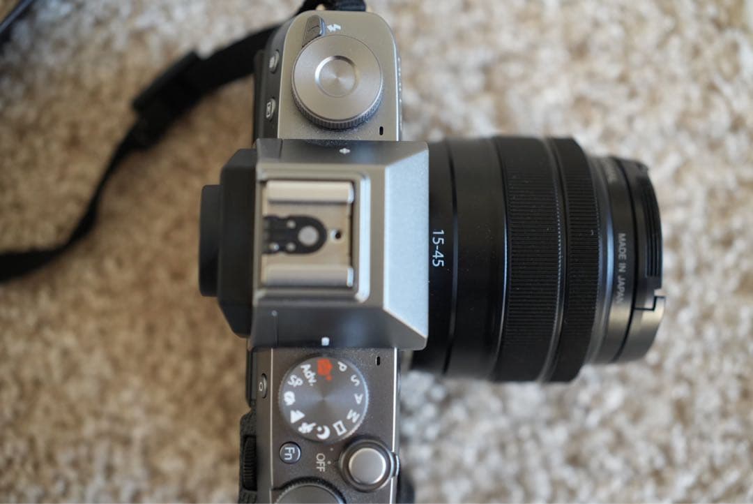 （値下げ）Fujifilm X-T100 ミラーレスカメラ レンズ付き