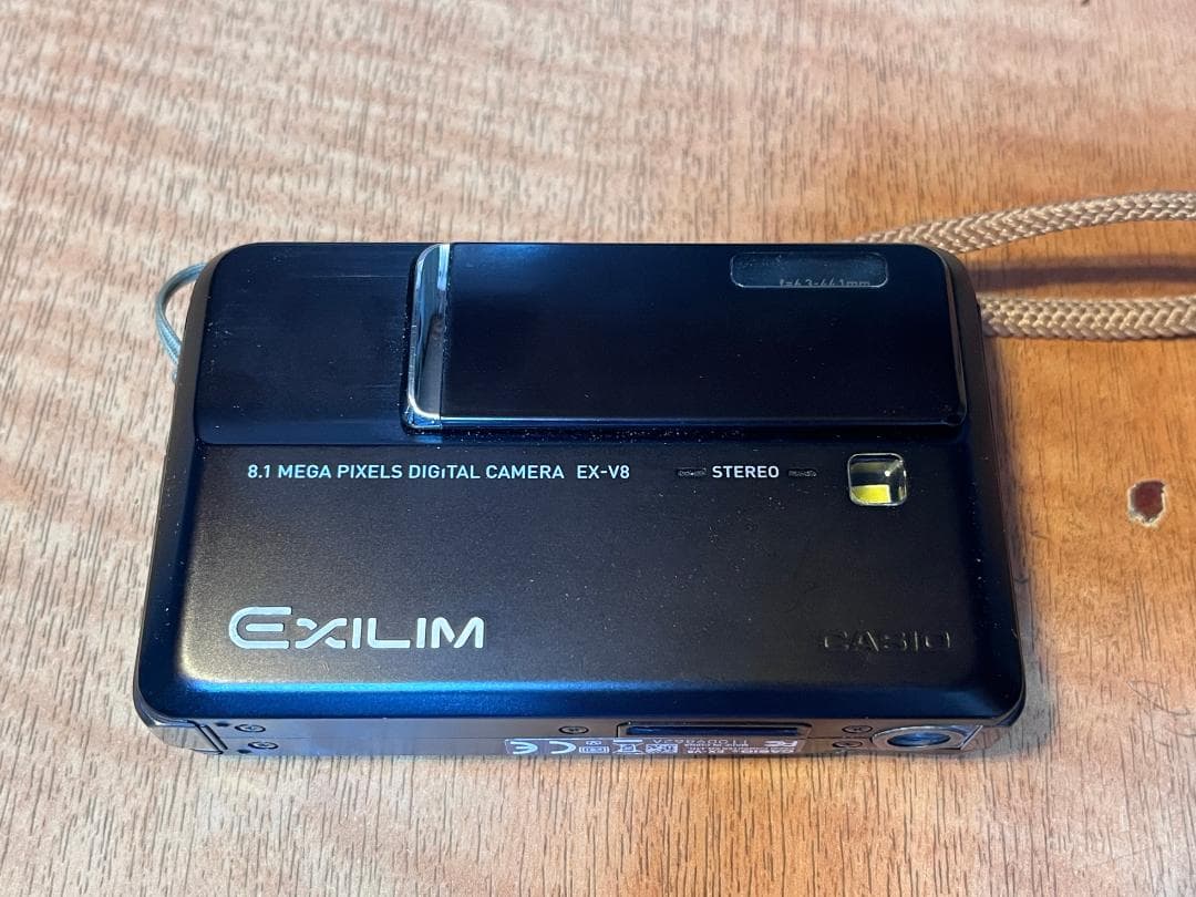 EXILIM EX-V8 デジタルカメラ 8.1メガピクセル