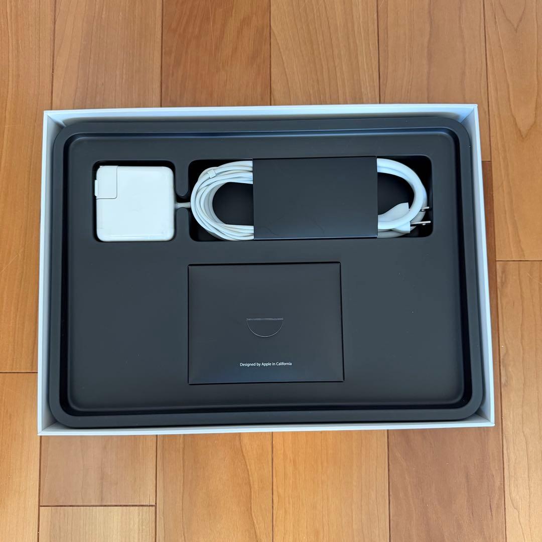 MacBook Air 13インチ(Early 2015) SSD256GB