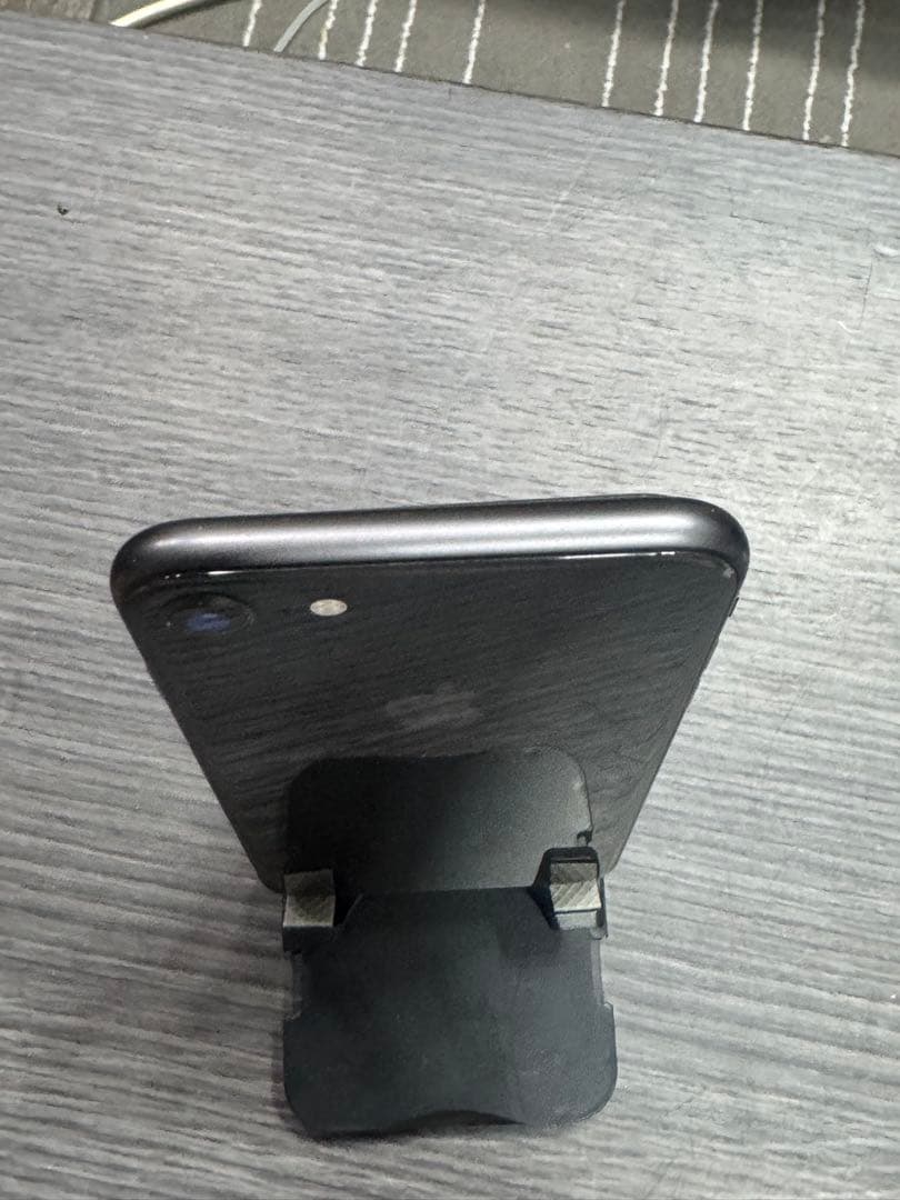 Apple iPhone 8スペースグレー 本体64GB SIMフリー12-2