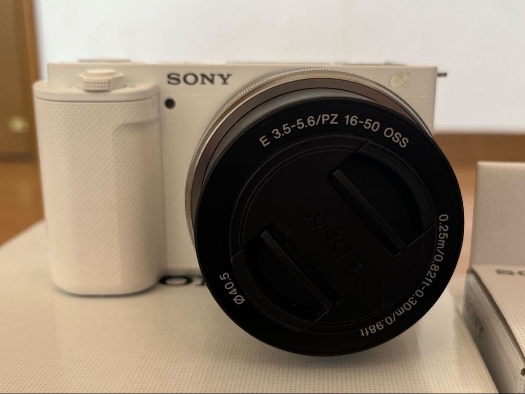 SONY ZV-E10ホワイトパワーズームレンズキット ACC-TRW付