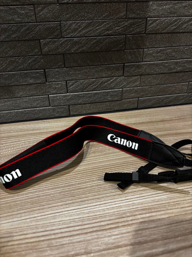 Canon EOS Kiss X8i キャノン デジタル一眼レフカメラ キット