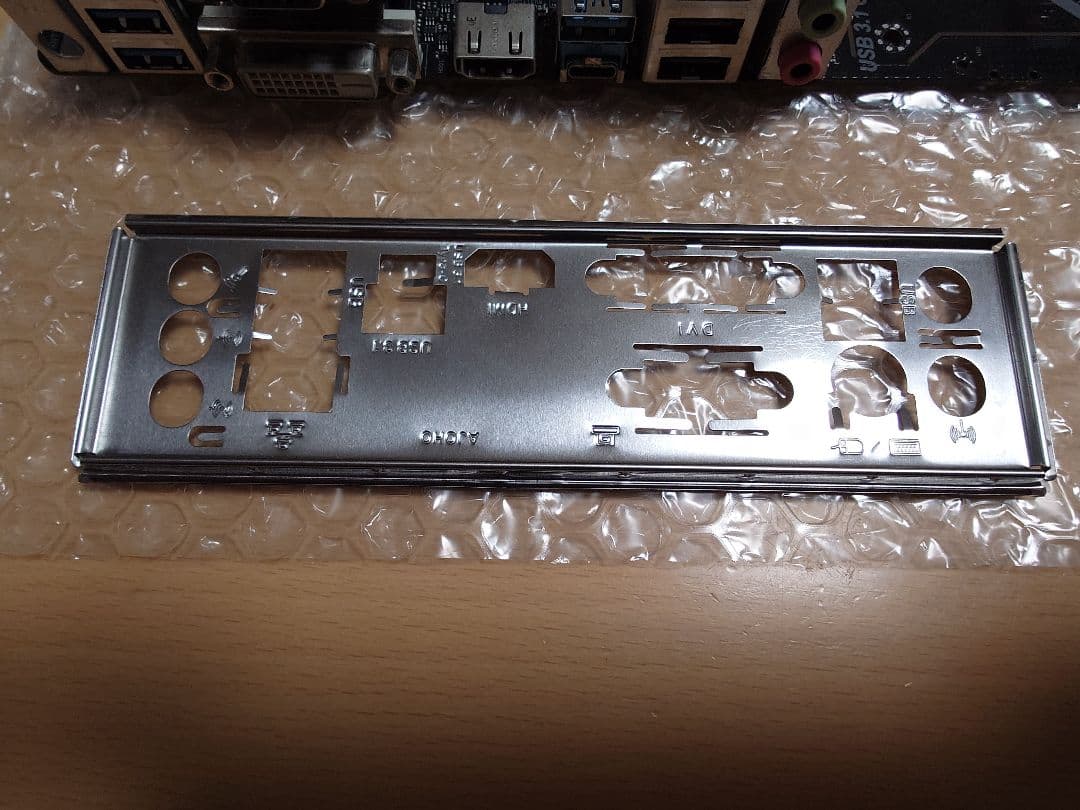 マザーボード ASRock Z390 PHANTOM GAMING4 + 9700K