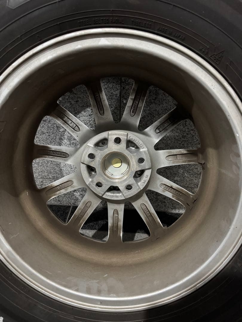 ダンロップ　ウィンターマックス　215/60R16