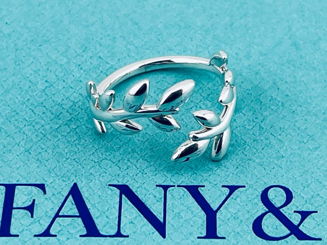 c922 ティファニー　オリーブリーフ　バイパス　リング　925 約15号