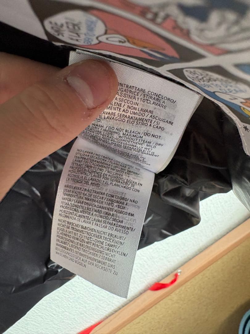 MONCLER ブラック マヤダウンジャケット フード付き