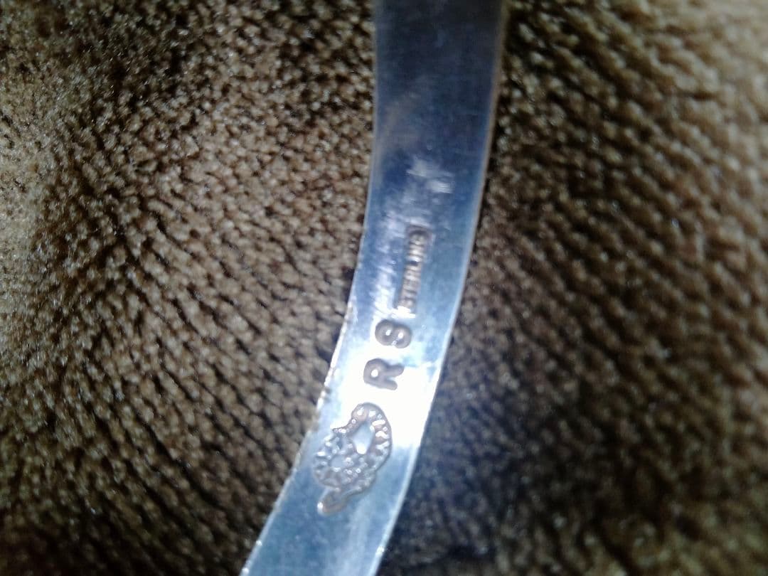 シルバー　バングル　ブレスレット　STERLING 唐草　ゴールドポイント