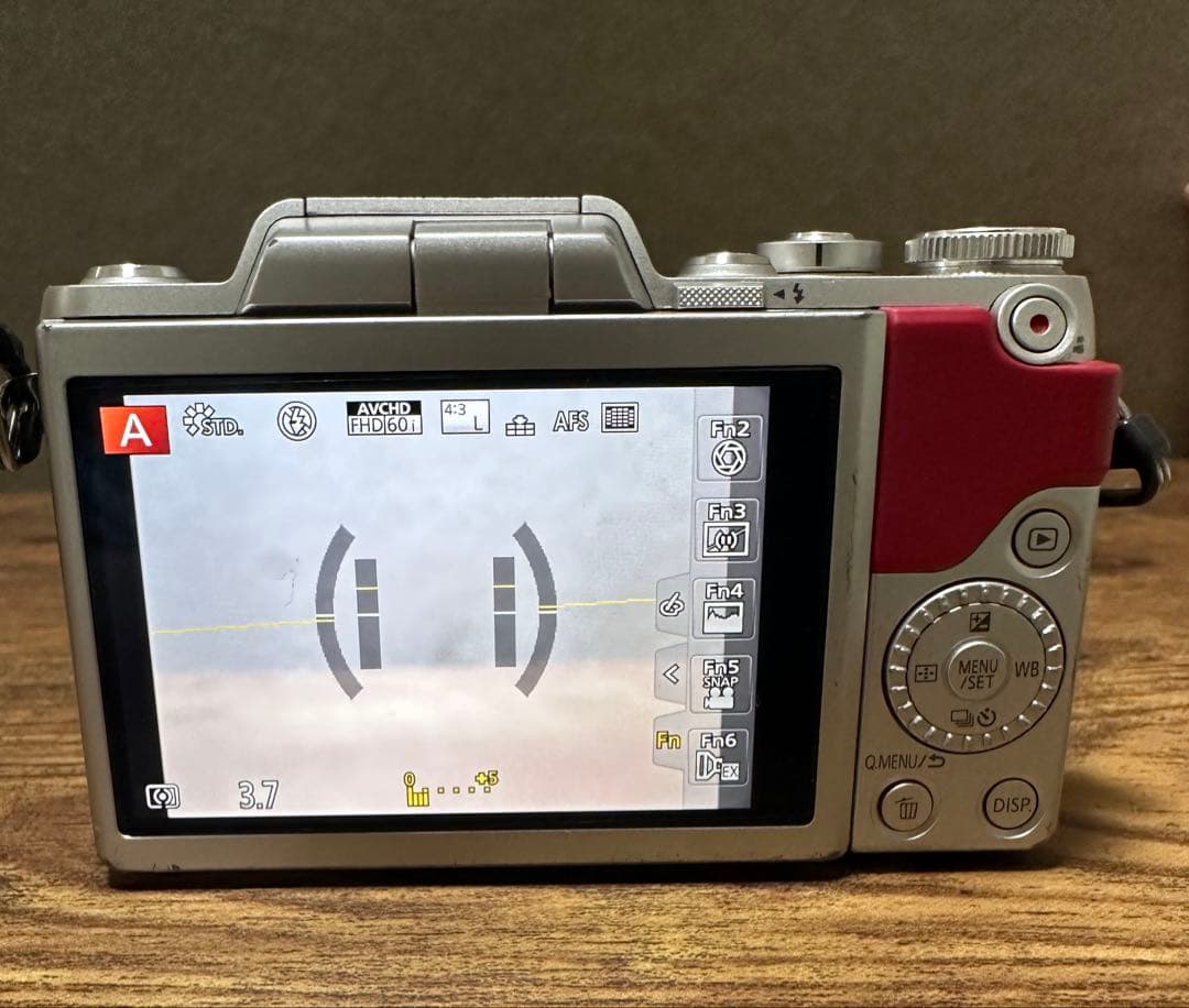 Panasonic LUMIX DMC-GF7 ミラーレス一眼カメラ ピンク