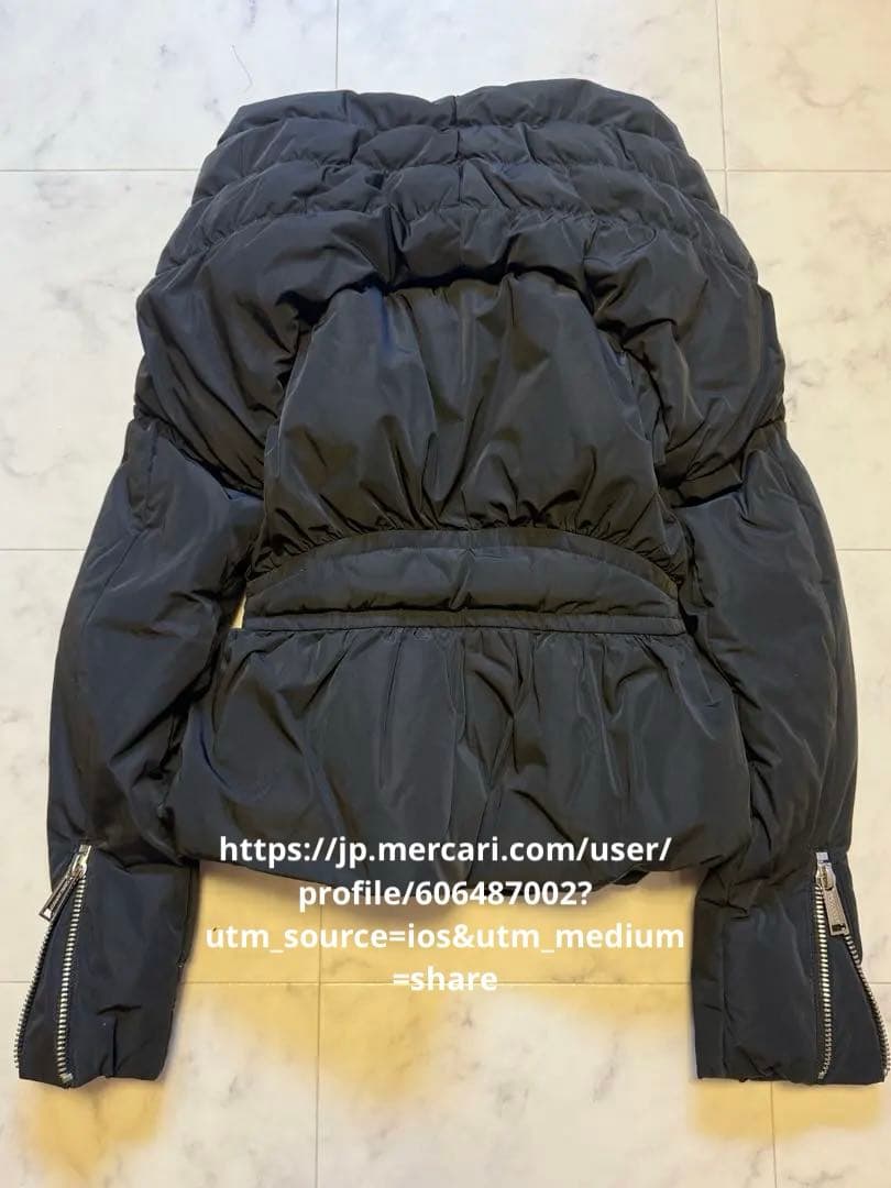 Dsquared2 ディースクエアード ダウンジャケット