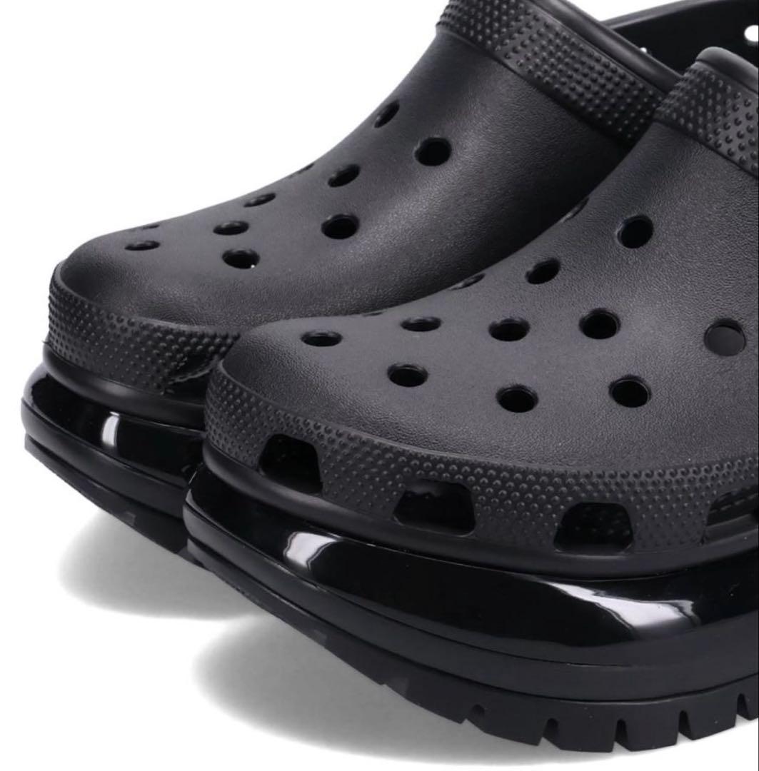 crocs メガ クラッシュ ブラック 22cm 厚底サンダル 新品 未使用