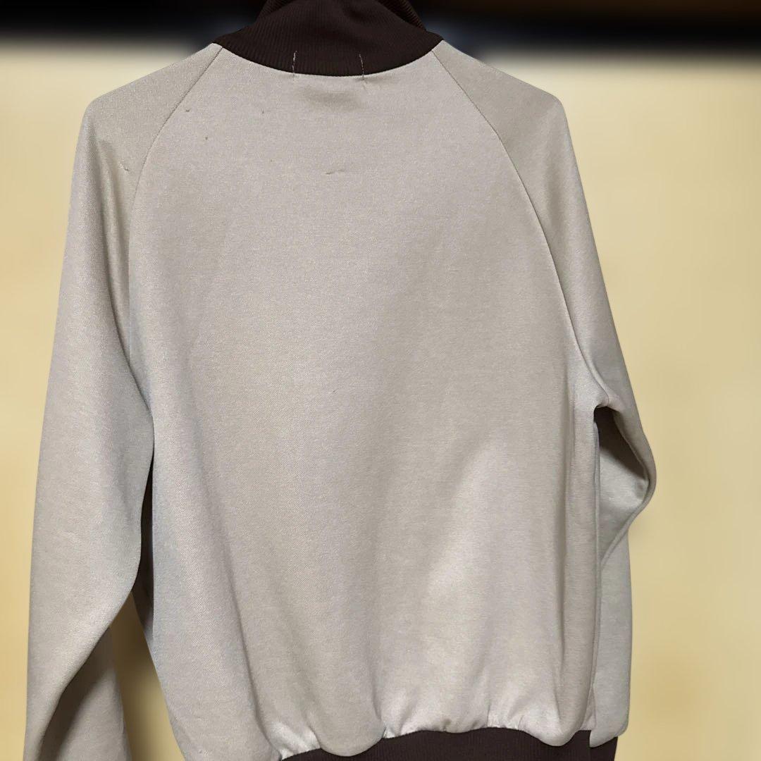 中古　傷あり　adidas トラックジャケット　ベージュ　デサント　3号