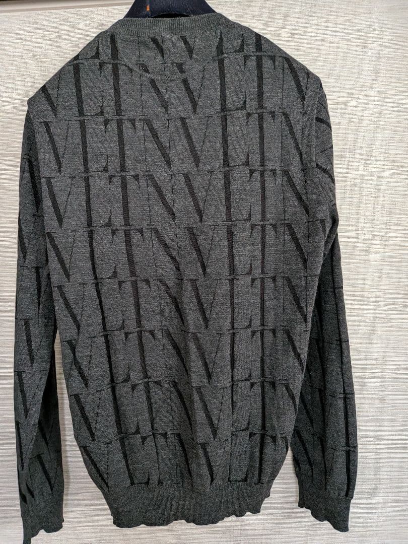 Valentino グレー ニットセーター