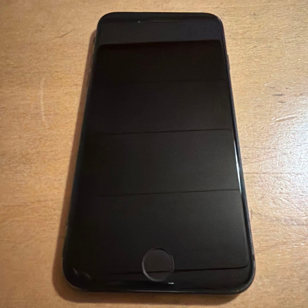 iPhone SE (第2世代) ブラック 本体