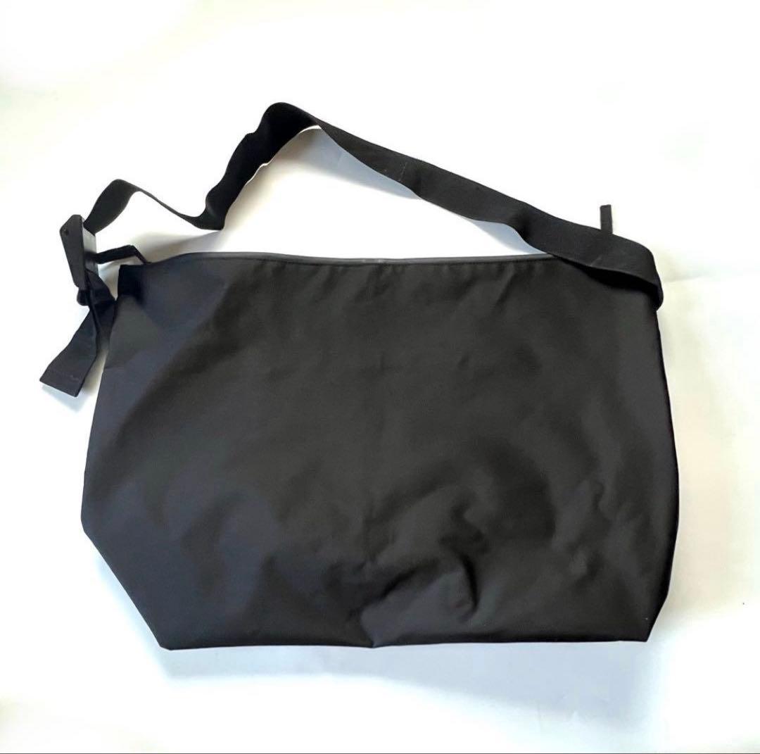 メッセンジャーバッグmeltumメルタム