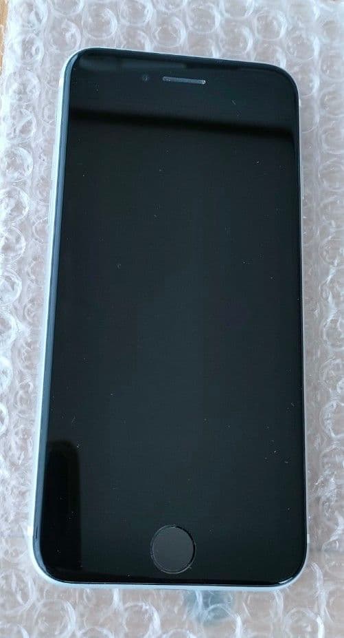 Apple iPhone SE (第2世代) ホワイト　64GB