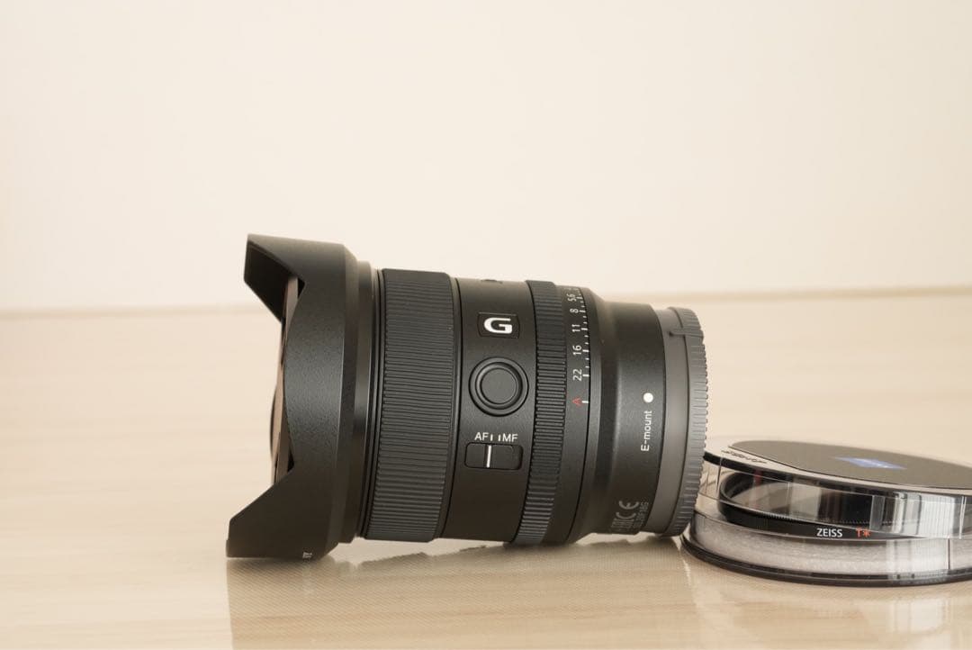 SONY FE 20mm F1.8 G (純正ZeissPLフィルター付き)美品