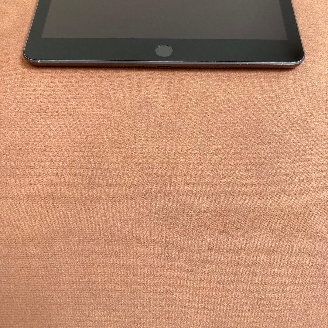 3451【早い者勝ち】iPad7 第7世代 32GB WIFIモデル☆