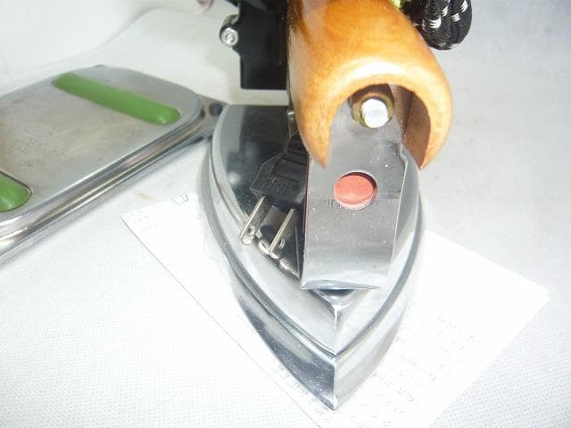 未使用に近い美品　タキイ　5型自動アイロン　和裁　洋裁　業務用アイロン