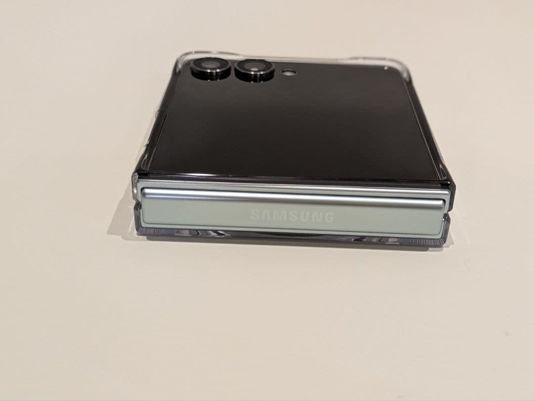 Samsung Galaxy Z Flip7 ミント 512GB 本体 +ケース