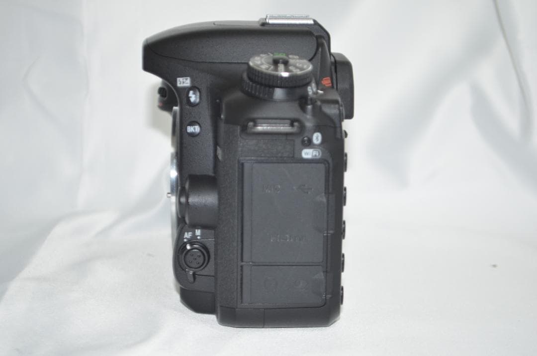 極美品級　シャッター数1万3千回以下 Nikon D7500☆Wi-Fi搭載