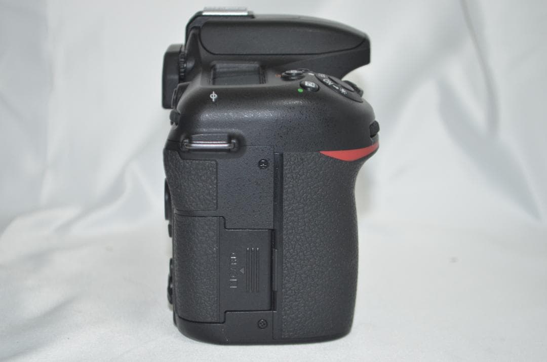 極美品級　シャッター数1万3千回以下 Nikon D7500☆Wi-Fi搭載