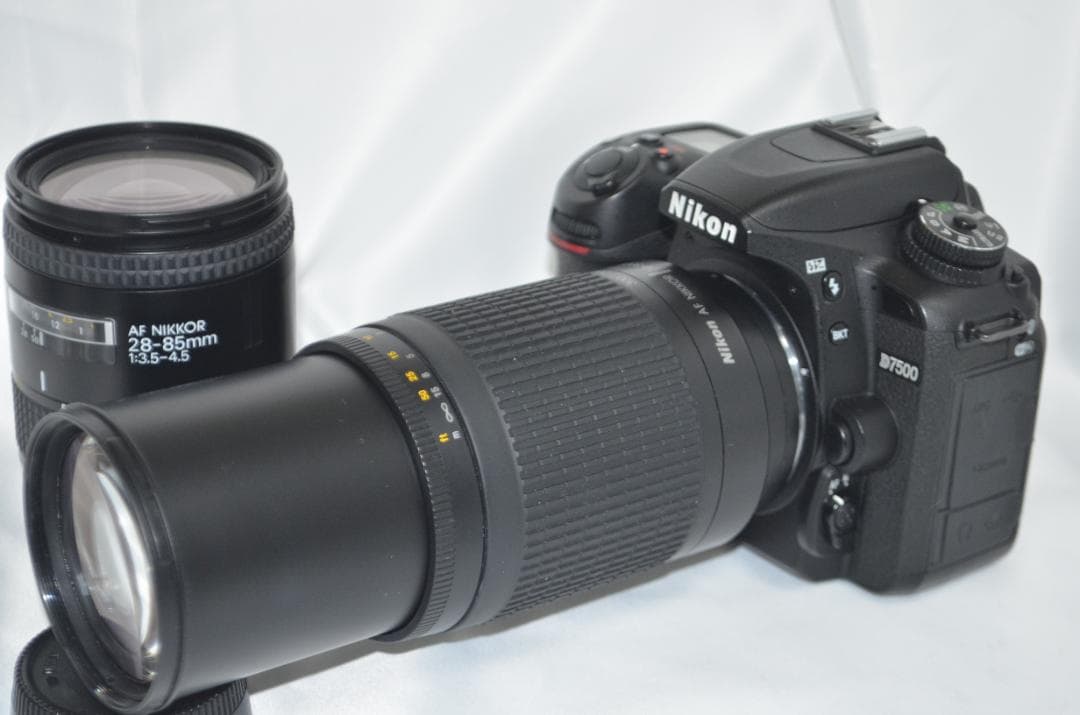 極美品級　シャッター数1万3千回以下 Nikon D7500☆Wi-Fi搭載