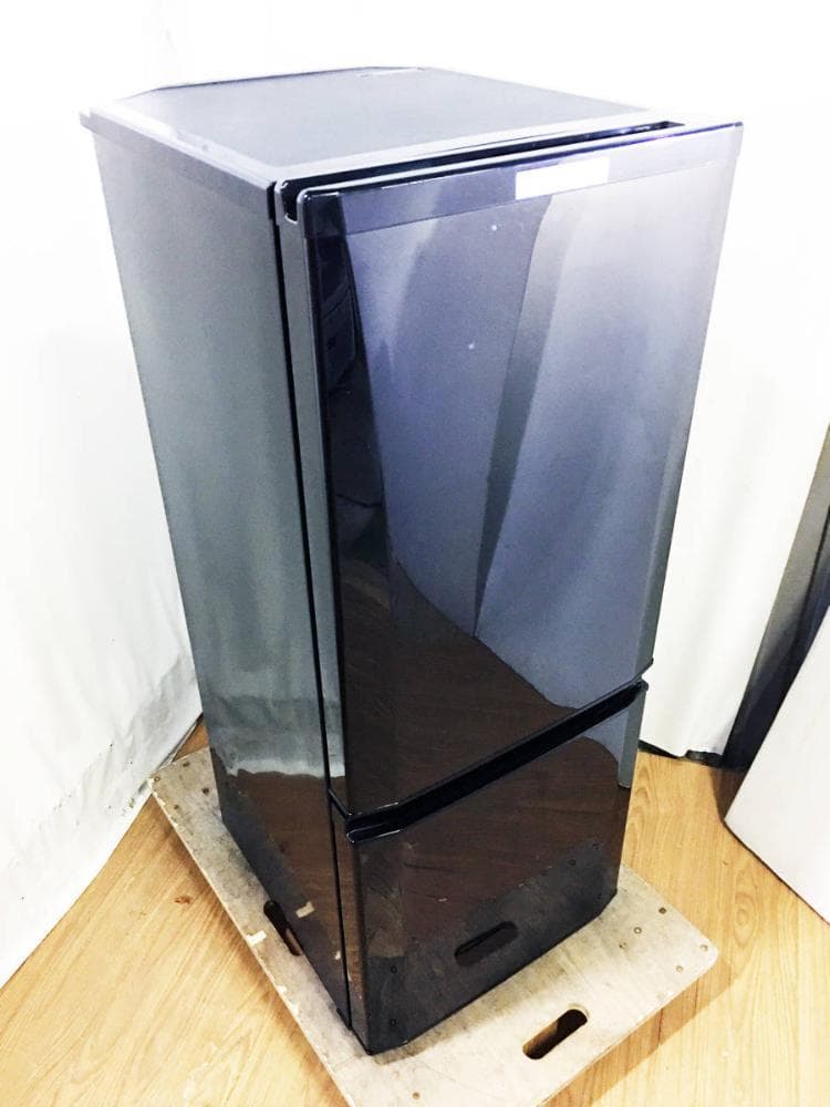 ★30日迄！送料無料★三菱 146L 冷蔵庫【MR-P15E-B】EMRO