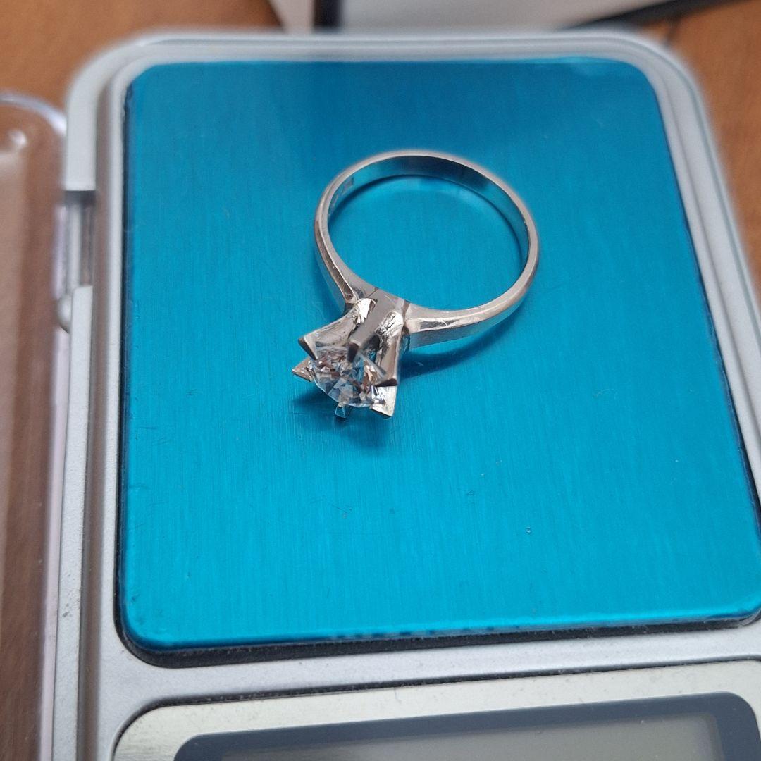 プラチナ　造幣局刻印有り　pt900 立爪リング