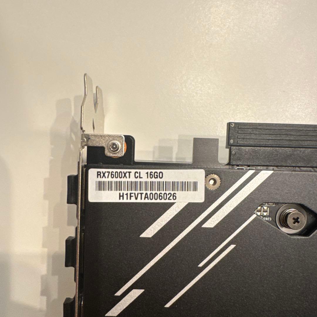 ASRock RX7600XT 16GB グラフィックボード