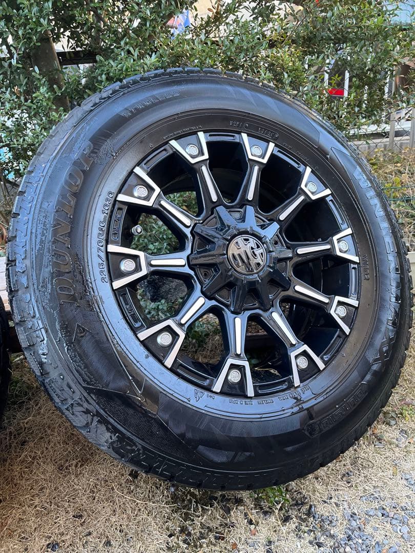 スタッドレスタイヤ　クリムソンMG マーテルギア　モンスター16インチ４本セット