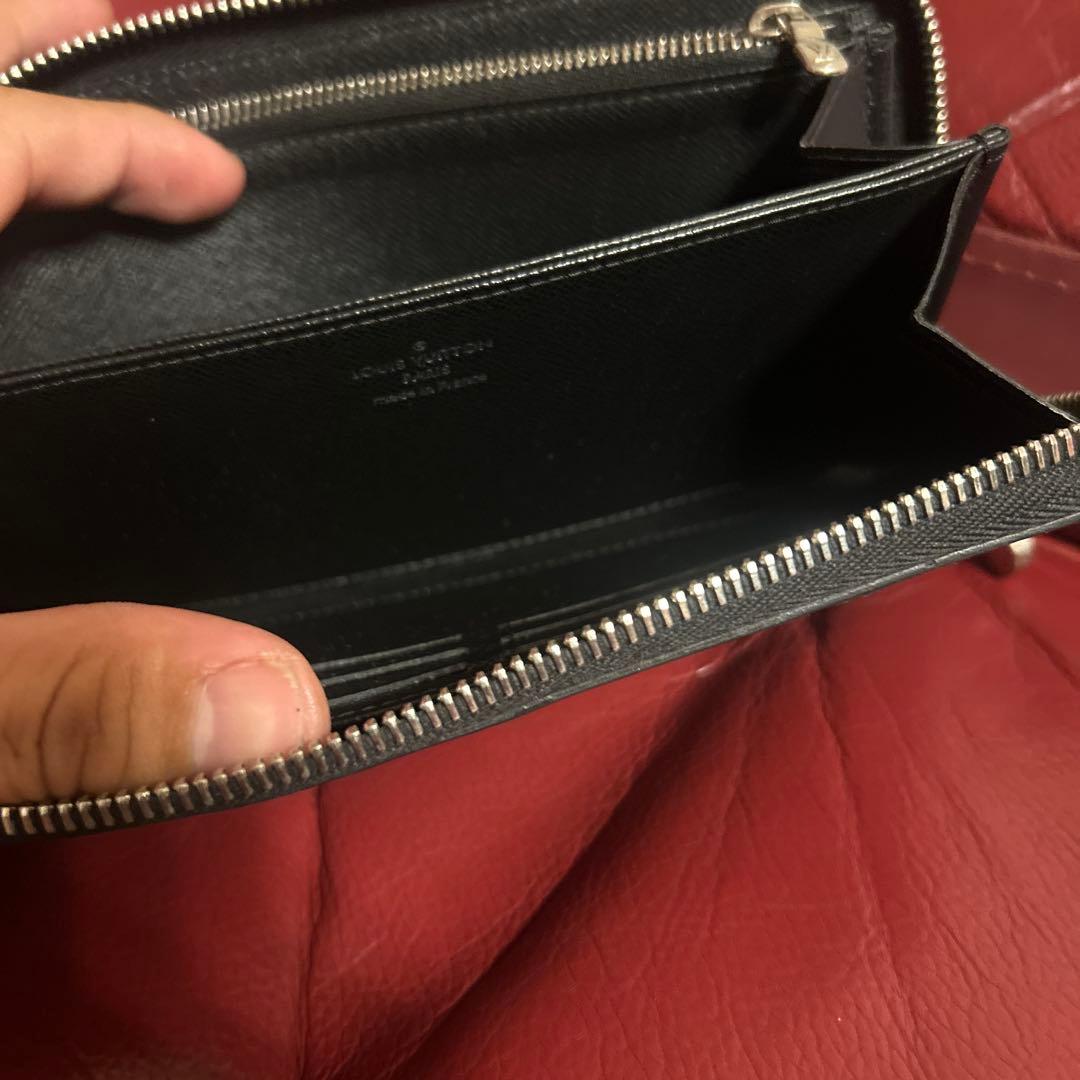 美品！ルイヴィトン エピ ジッピーウォレット