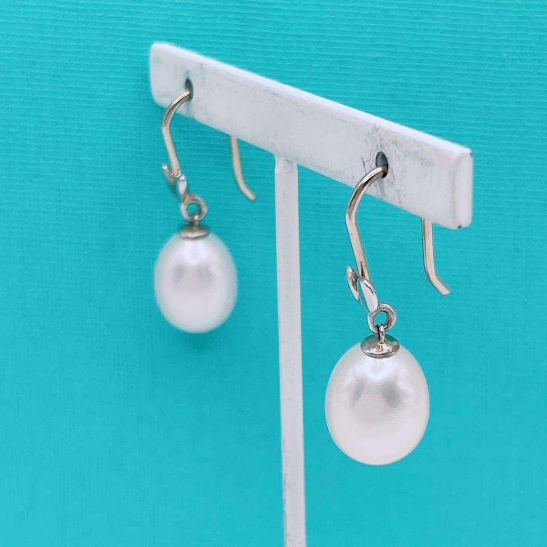 Tiffany & Co. ピアス　オリーブ　パール　フック　リーフ