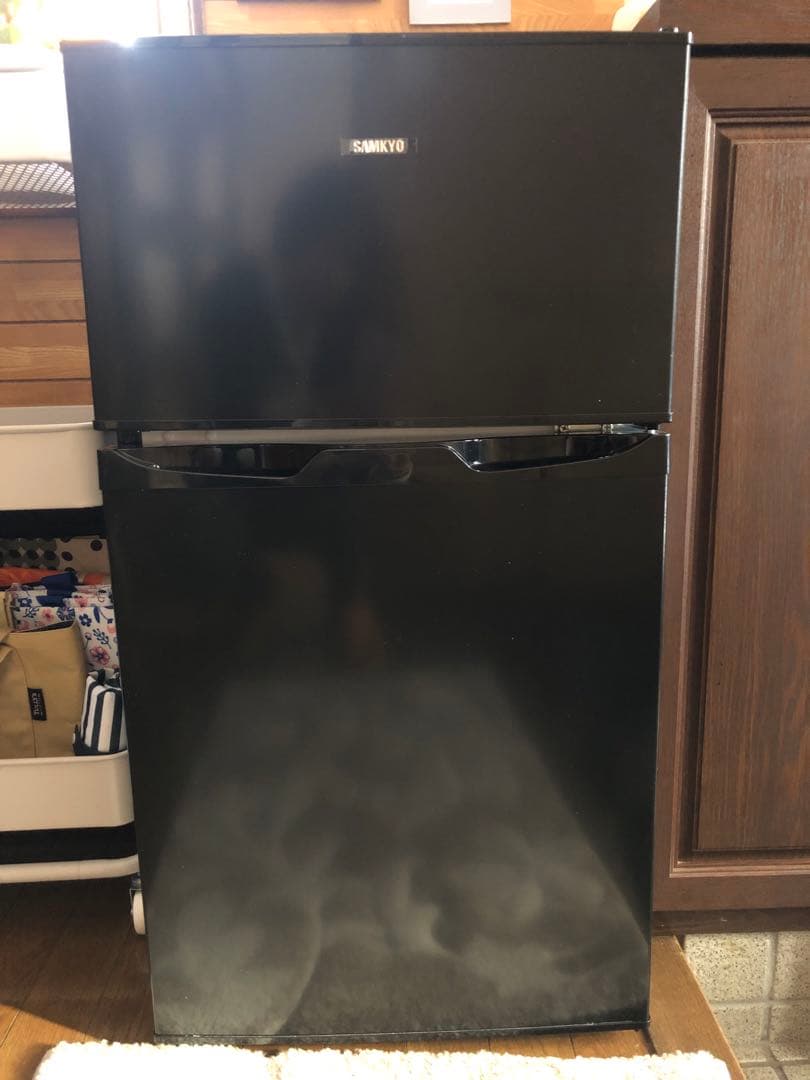 使用期間1ヶ月　SAMKYO 冷蔵庫95L (送料込み)