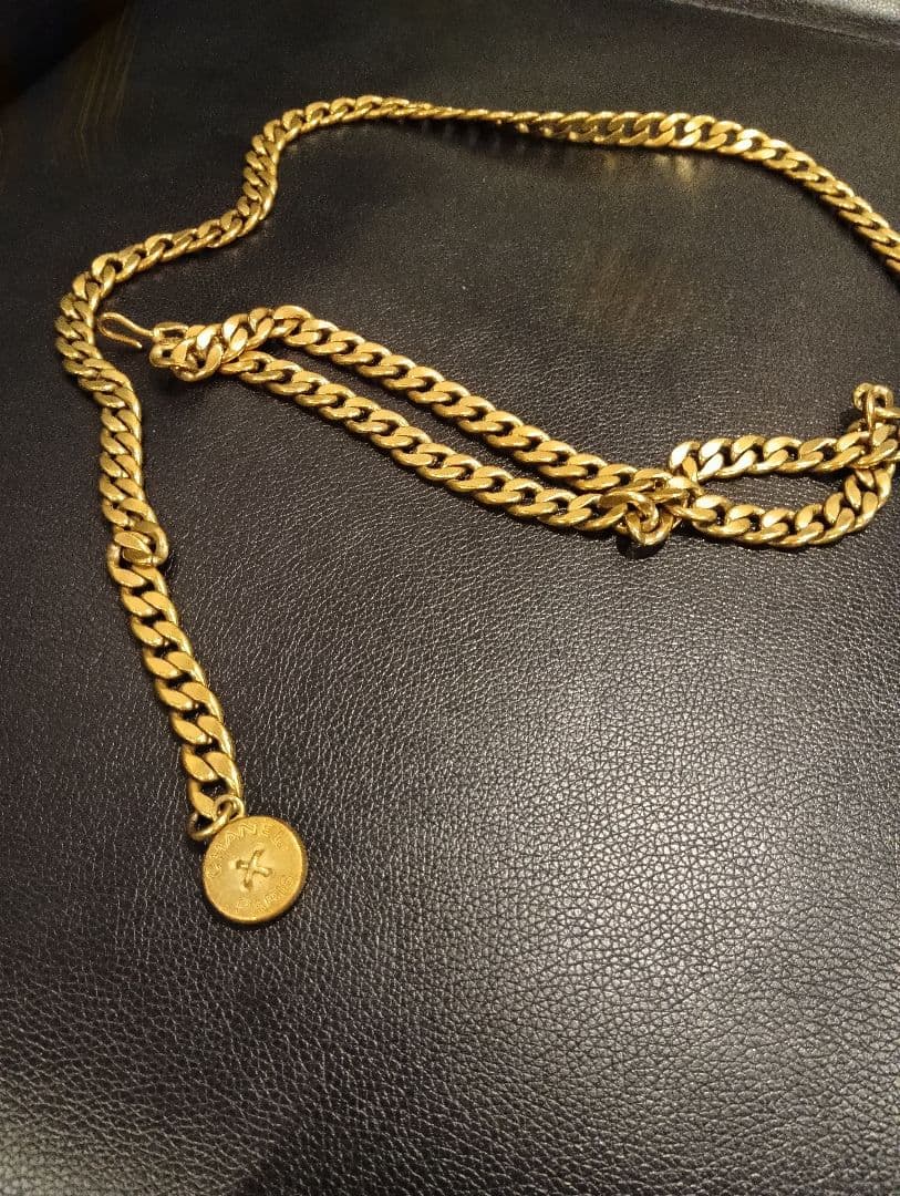 CHANEL チェーンベルト 金色