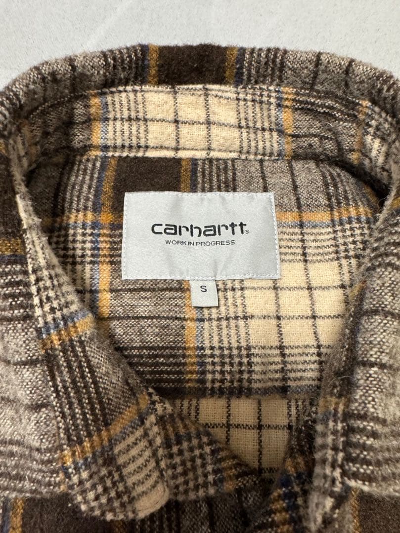 carhartt チェックシャツ　厚手ネルシャツ