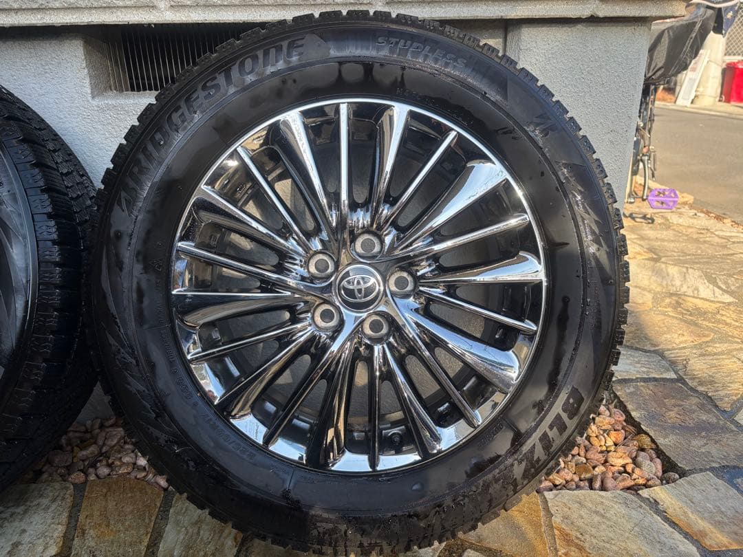 【早期売却希望】エグゼクティブラウンジ純正アルミホイールスタッドレスセット