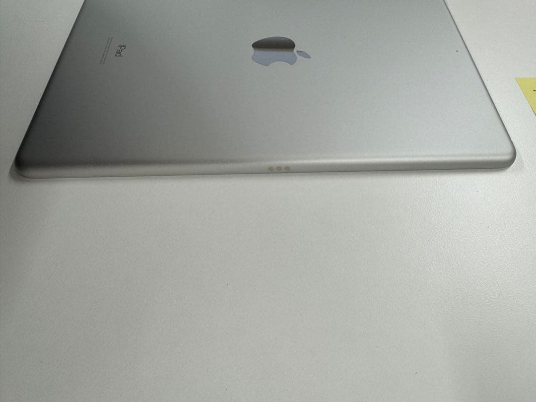 iPad第7世代 Wi-Fi 32GB シルバー ジャンク024