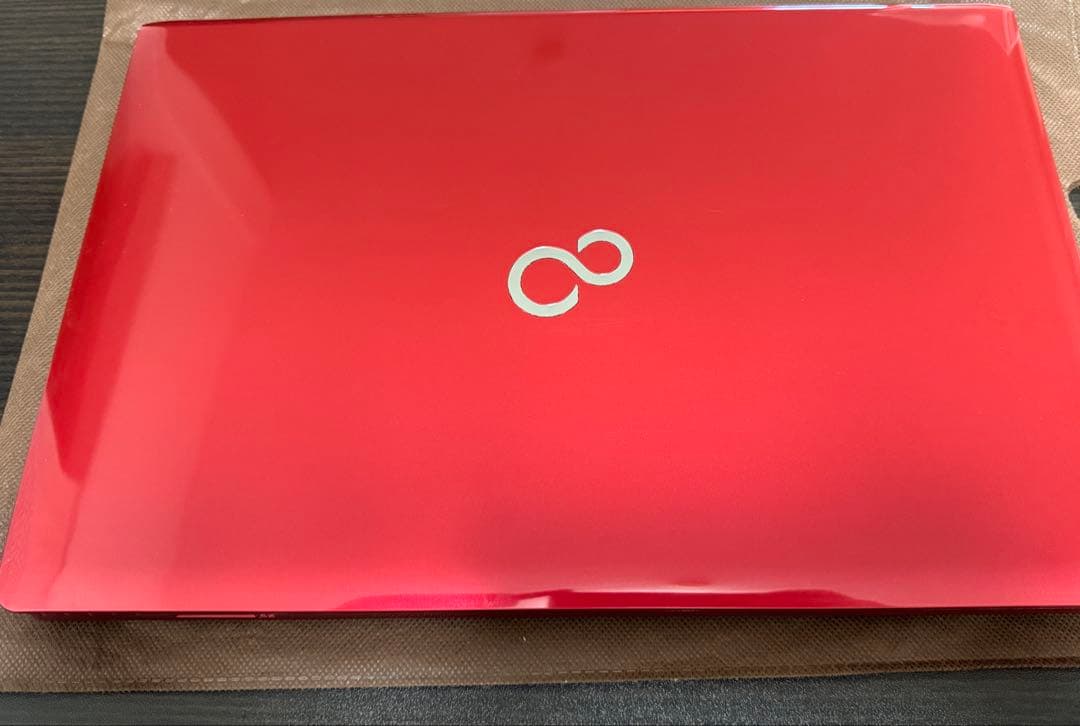 Fujitsu 赤 ノートPC LifebookAH40/B1