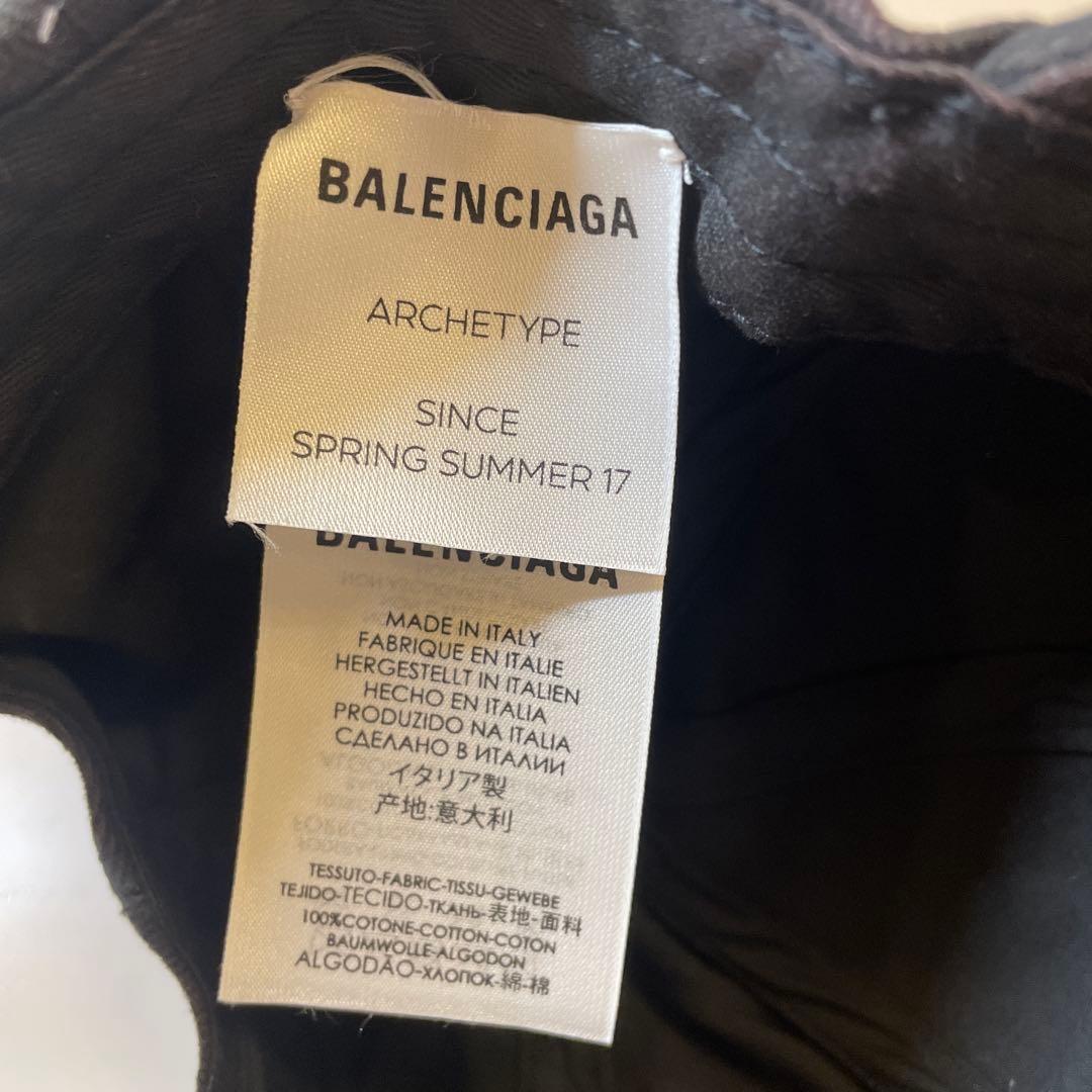 BALENCIAGA キャップ ブラック