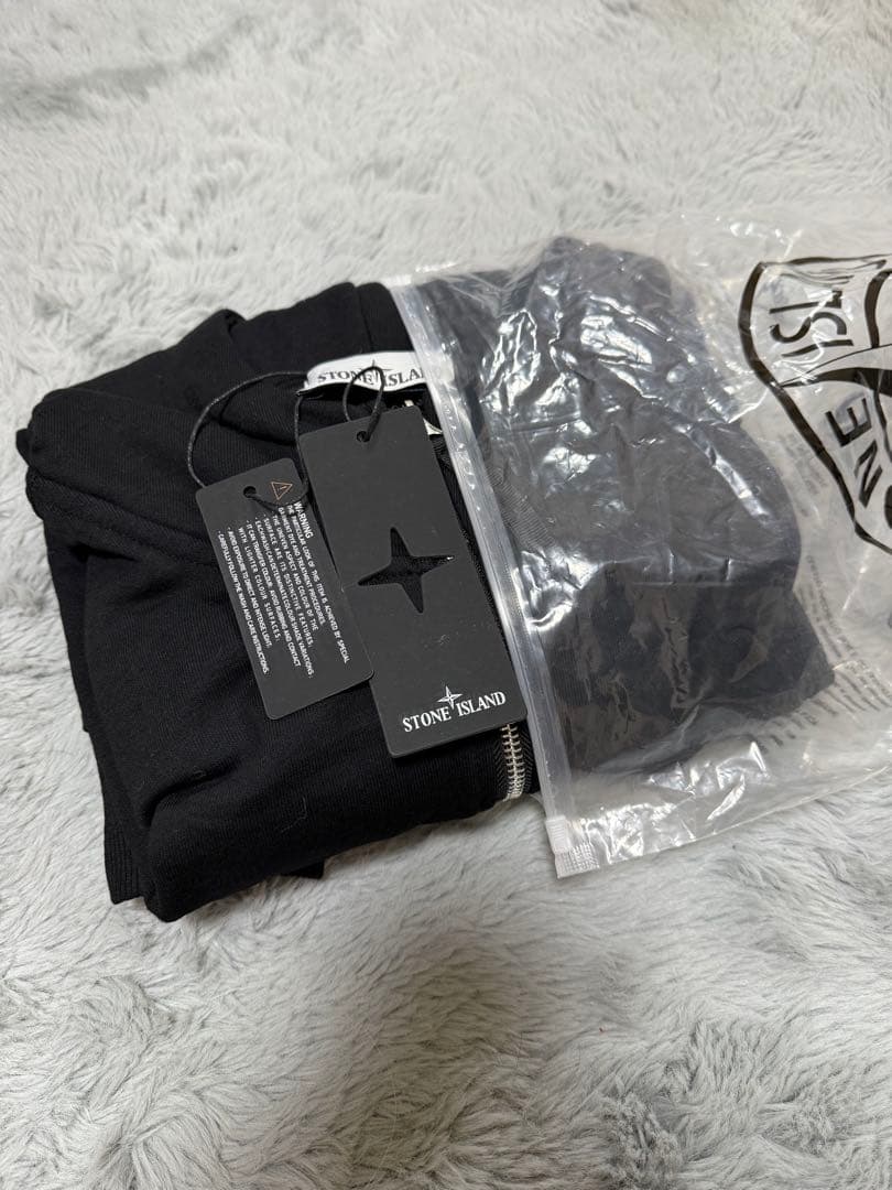 【新品未使用】STONE  ジップパーカー 黒