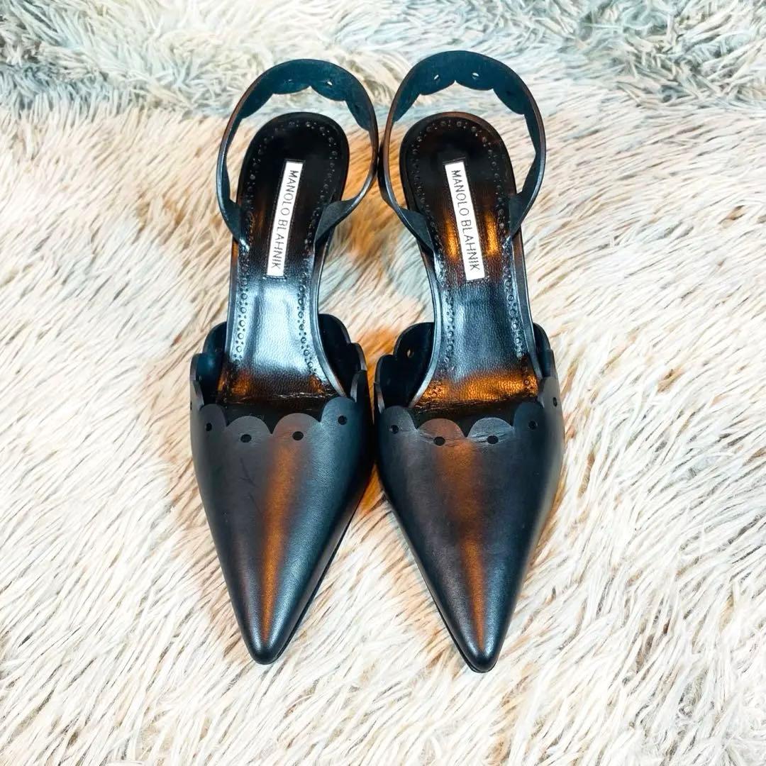 【美品】MANOLO BLAHNIK NIKOSLI スカラップ サンダル 37