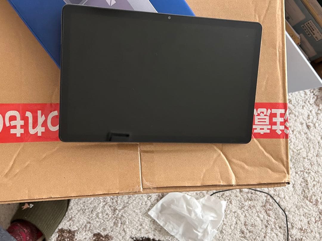 【状態良中古】NEC LAVIE Tab T10 初期化済み