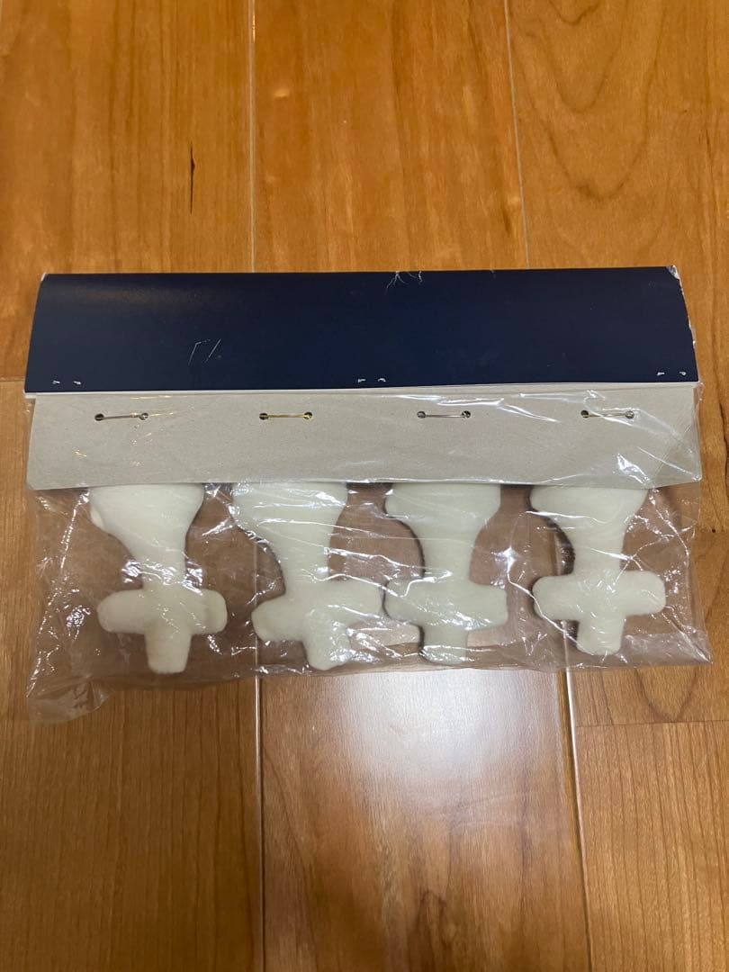 アンダーカバー 勲章バッジ 4個 未開封 but beautiful アーカイブ