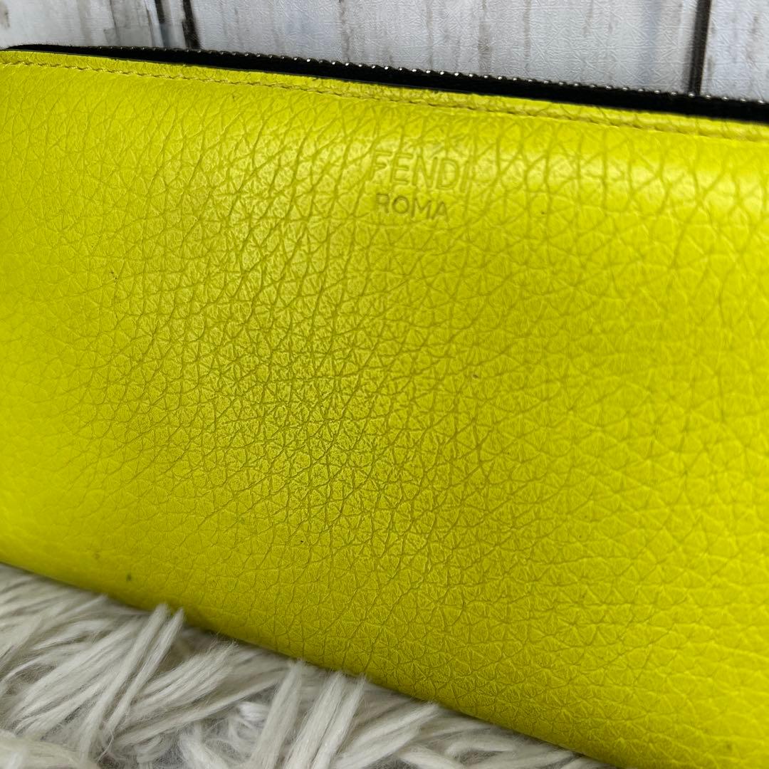 FENDI モンスター バグズ　ラウンドファスナー 長財布 財布　レザー　黄色